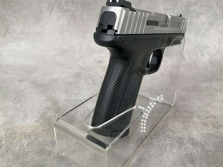 Smith & Wesson SD9 VE 9mm Serial#HEN8088
