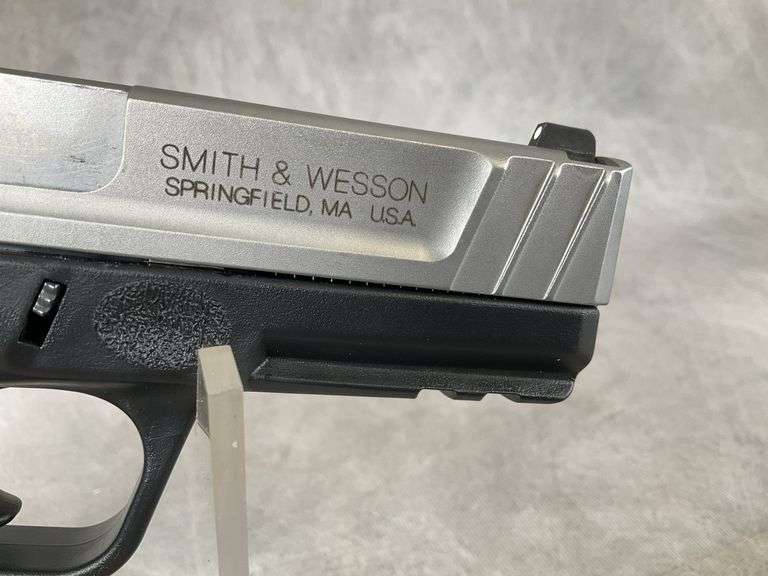 Smith & Wesson SD9 VE 9mm Serial#HEN8088