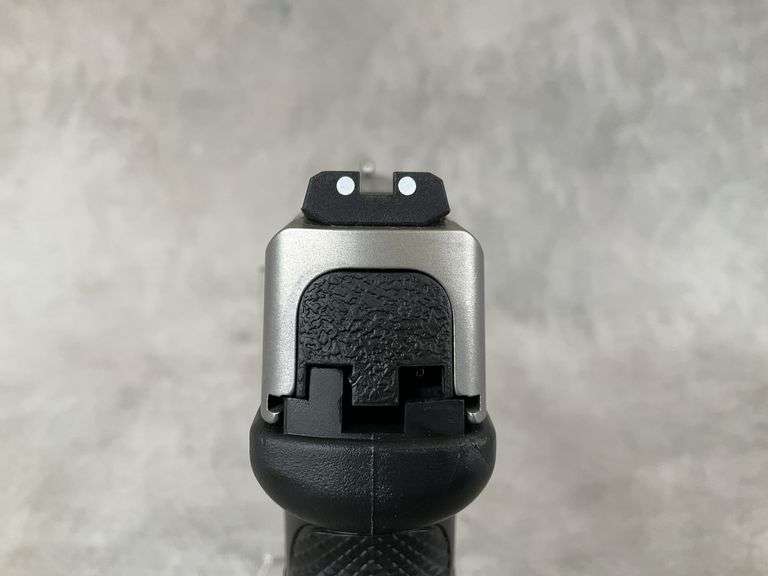 Smith & Wesson SD9 VE 9mm Serial#HEN8088
