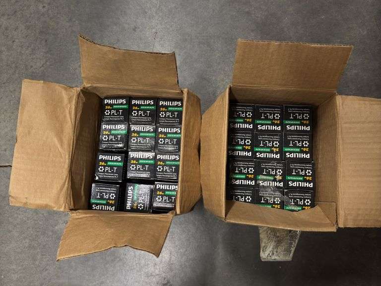 2 Boxes of Philips 26w PL-T Light Bulbs