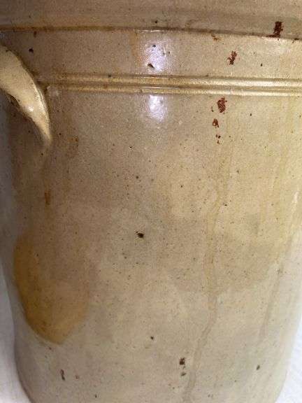 4 Gallon Stoneware Crock with Wooden Top