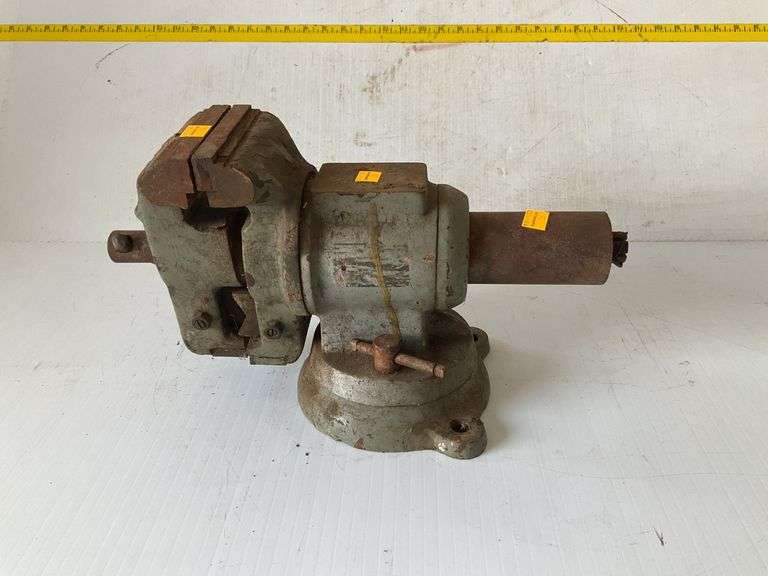 Bench Vise