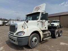 2007 Freightliner Columbia - runs good
