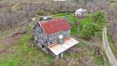 Parcel 1: 55 +/- acres w/ Homestead