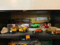 Contents of 4 Shelves