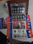 LOT OF MISC COINS