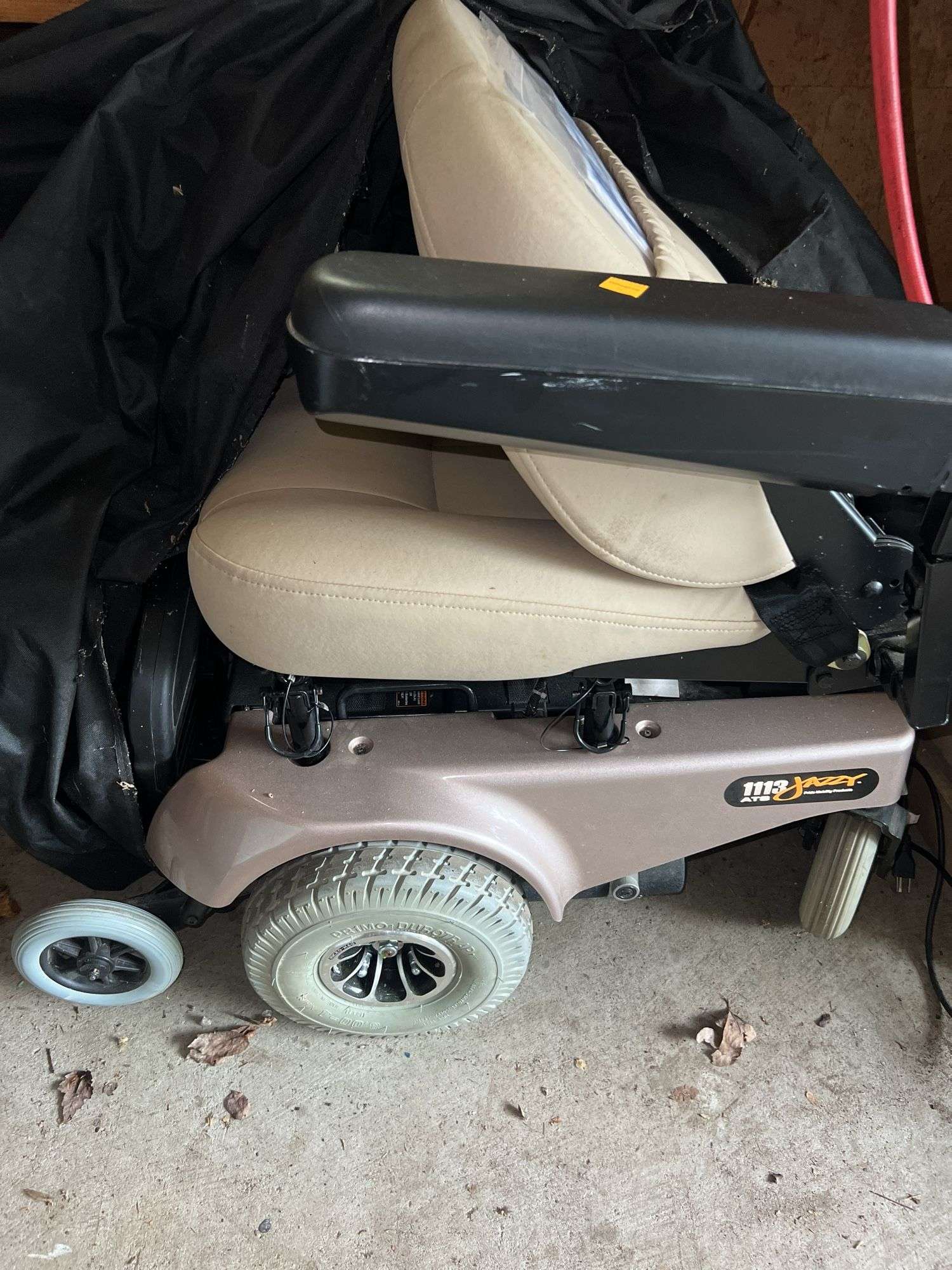 Jazzy 1113 ATS Scooter