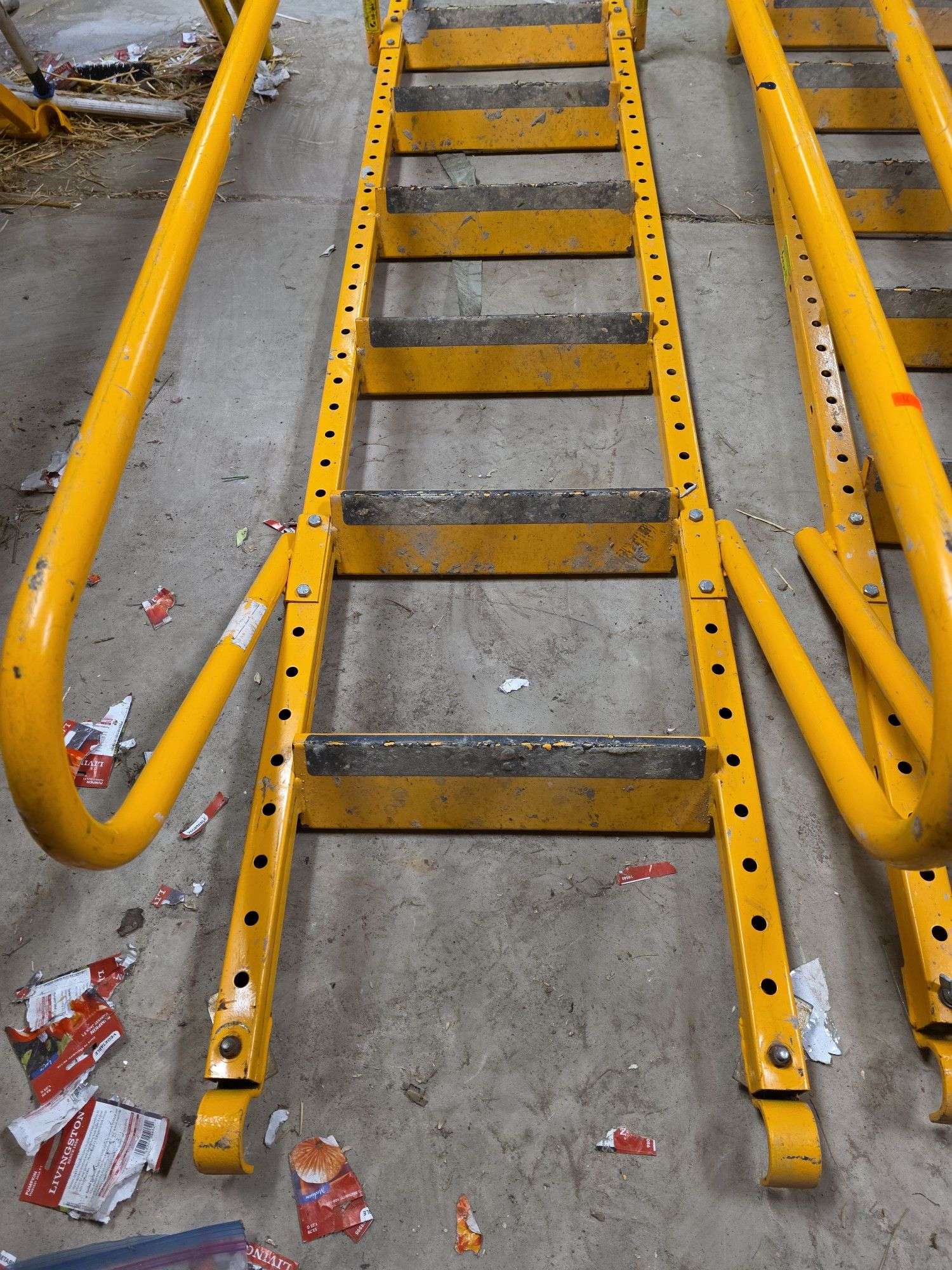 7ft Biljax Scaffolding Ladder Section w/rails - Kaufman Realty & Auctions