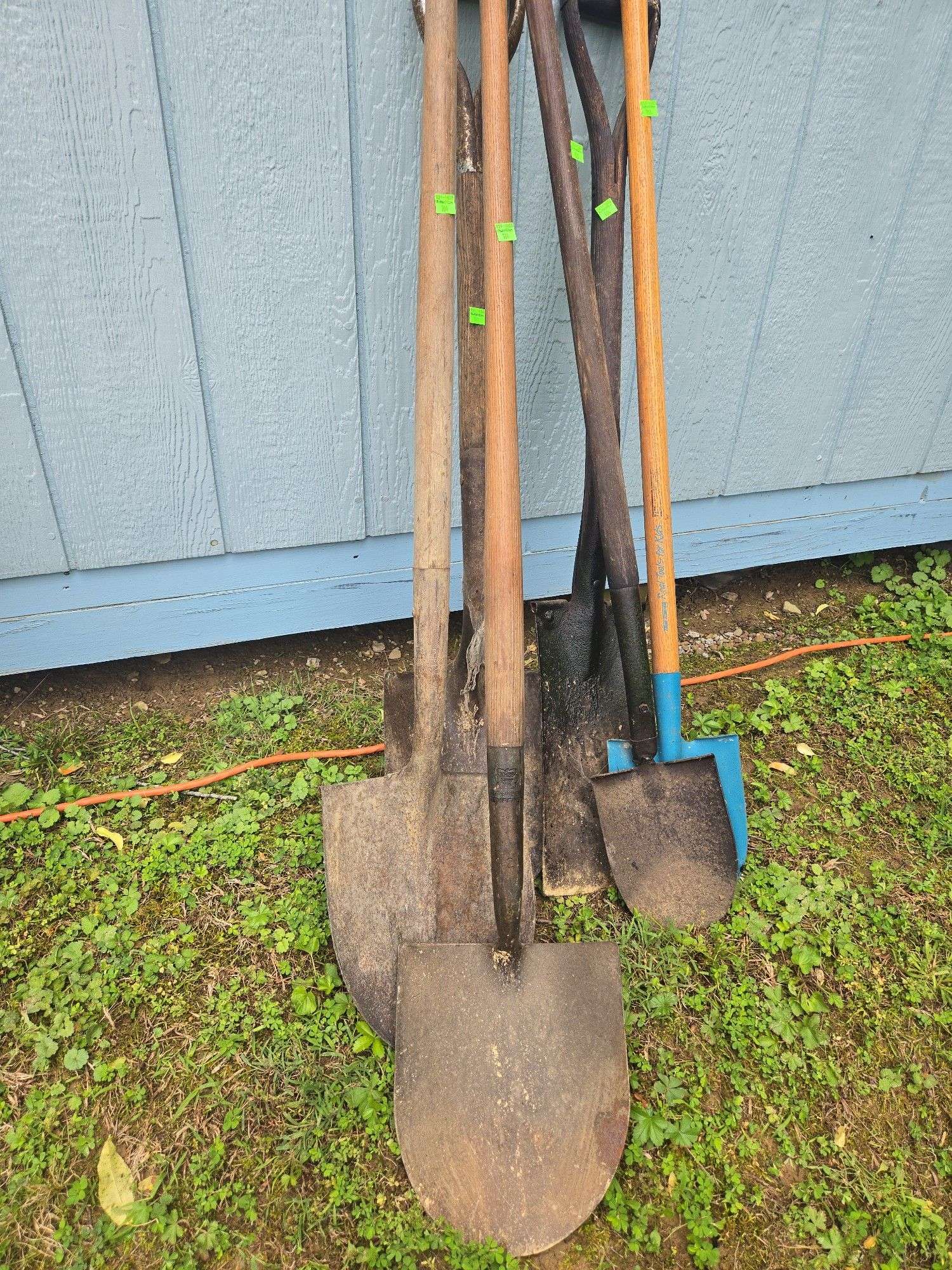(6) Shovels