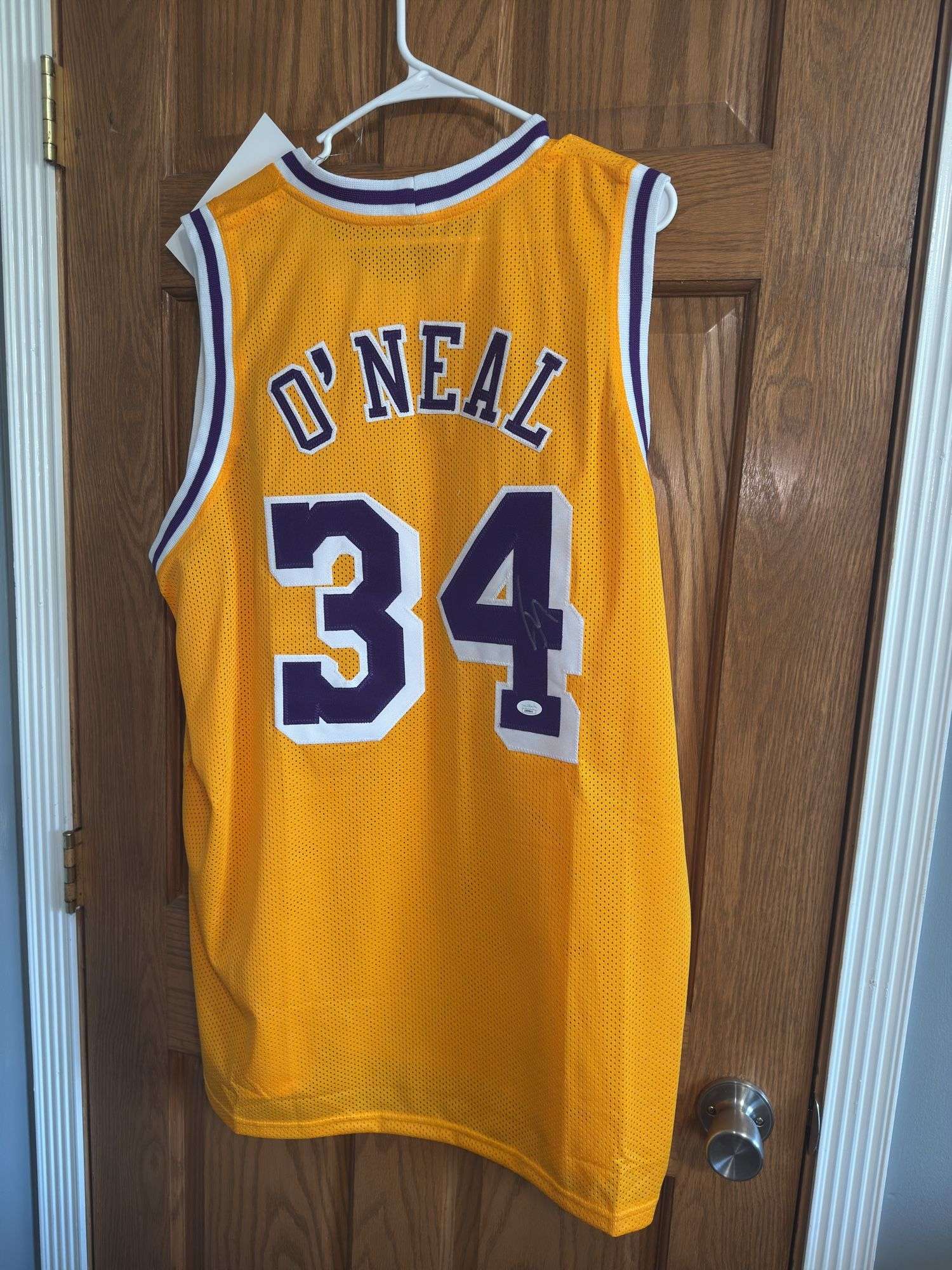 Autographed Shaquille O’Neal Los Angeles Jersey