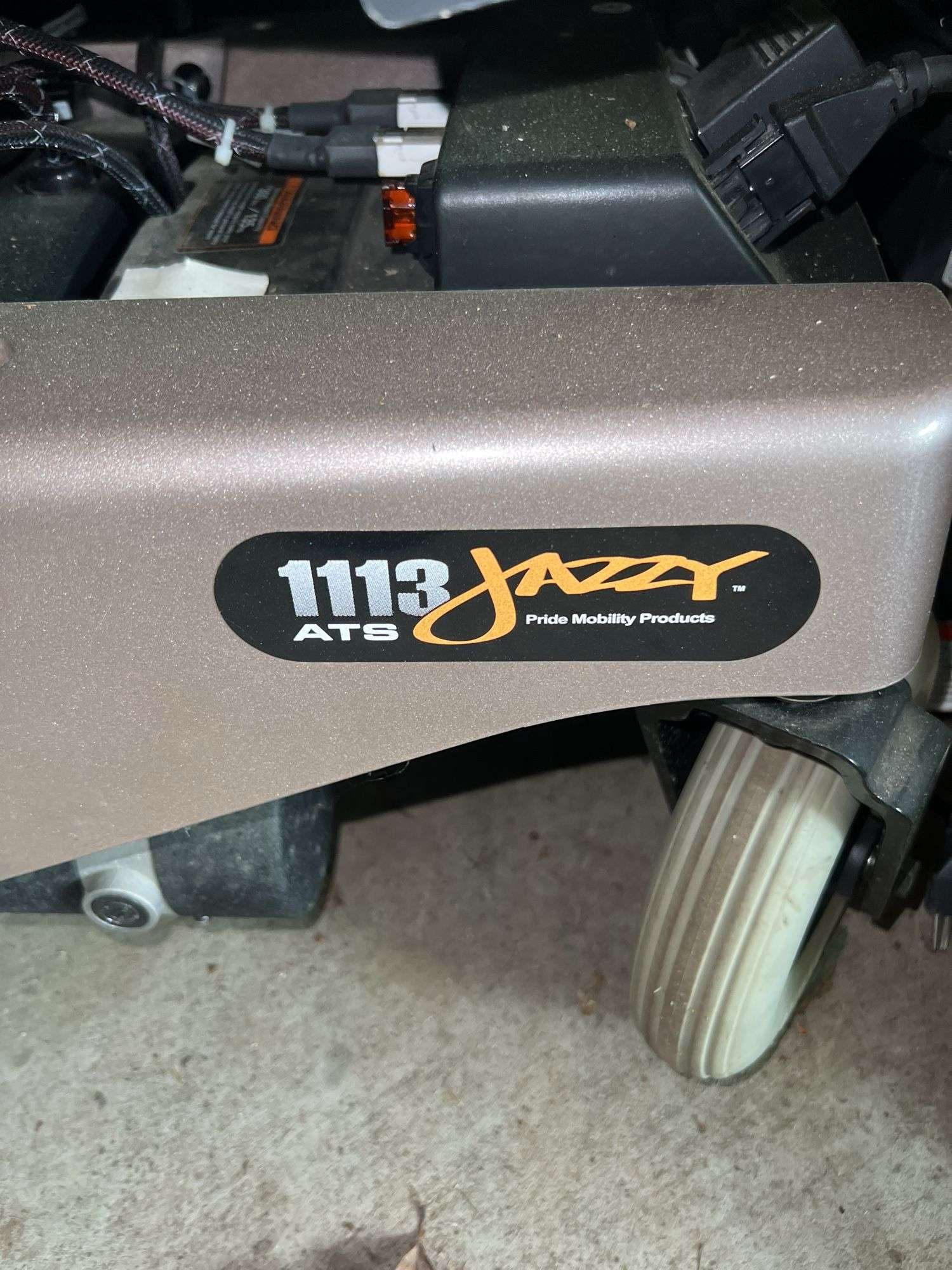 Jazzy 1113 ATS Scooter
