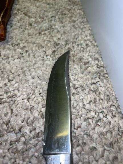 (3) Buck Knives
