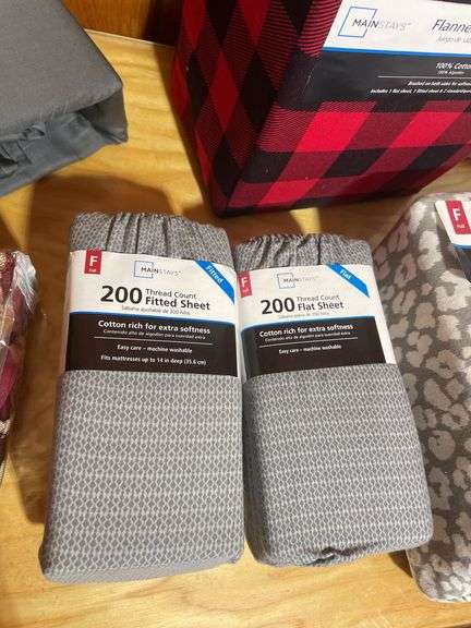 Mostly new Sheet sets & pillow cases