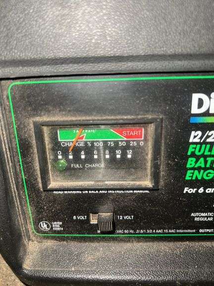 Die Hard Full Automatic Battery Charger and Engine Starter (For 6 & 12 Volt Batteries)