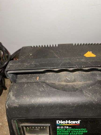 Die Hard Full Automatic Battery Charger and Engine Starter (For 6 & 12 Volt Batteries)