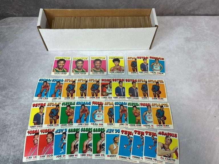 (700+) 1971-72 Topps Basketball Cards with Duplicates