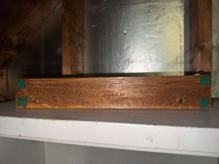 Mantle Clock
