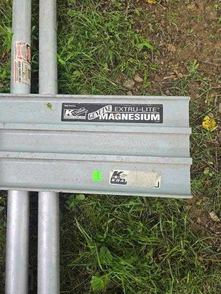 Kraft Tool Extru-Lite Genuine Magnesium Concrete Bull Float