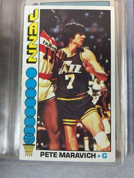 1976-77 Topps Basketball Near Complete Set