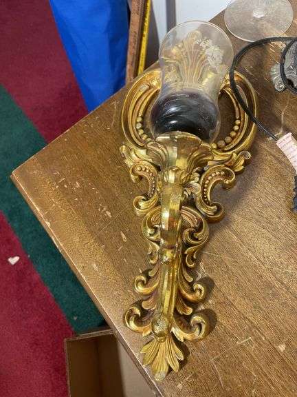(4) lamps, decorative basket, pitchers and more