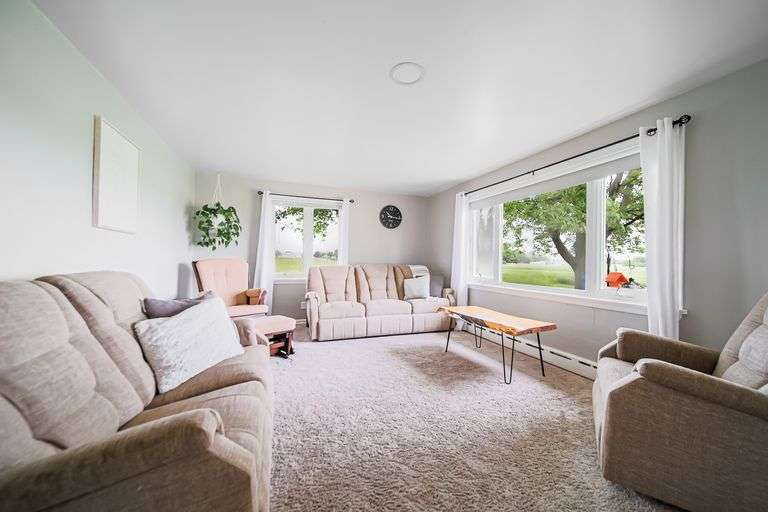 Kidron Home SOLD $593,000