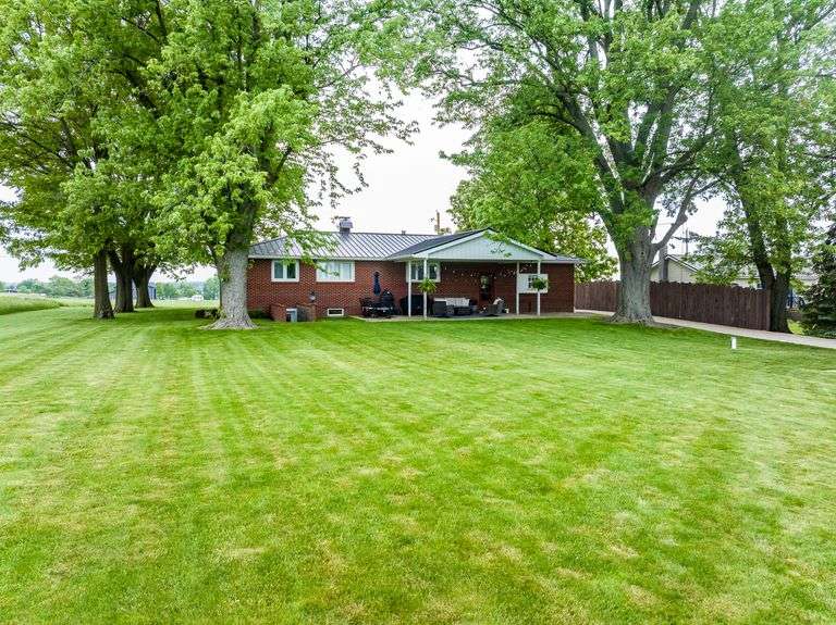 Kidron Home SOLD $593,000