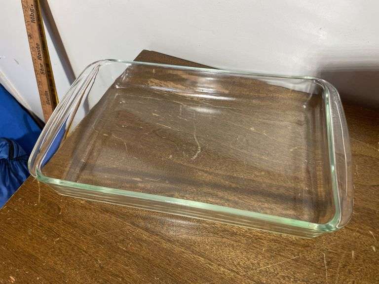Pyrex and fire king baking dishes