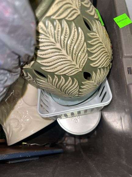 Tote of Decor