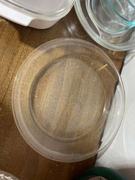 (2) corningware casserole dishes, Pyrex pie pans and food storage containers