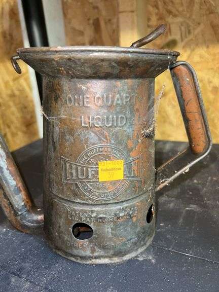 Vintage 1 Quart Water Pitcher
