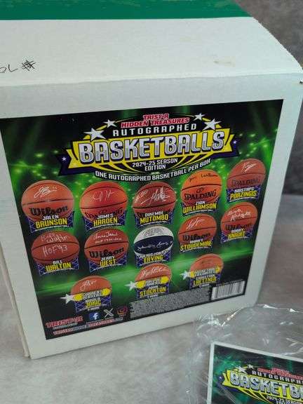 Bob McAdoo autographed Full-Size NBA Basketball HOF