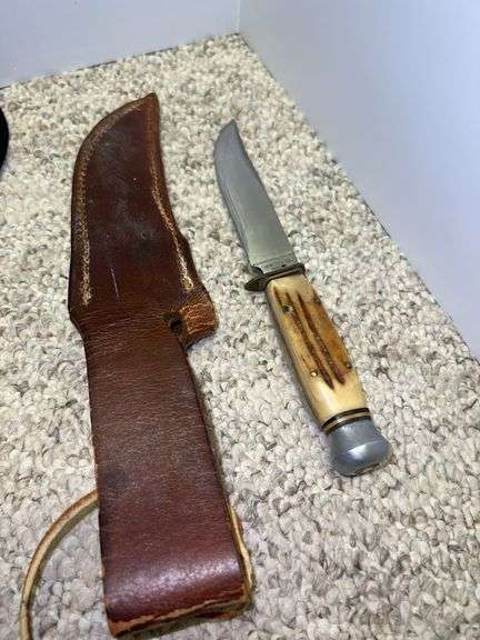 (3) Buck Knives