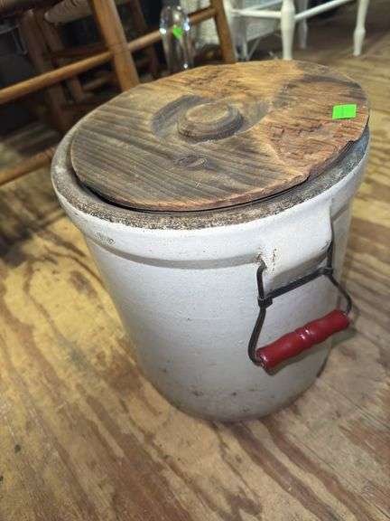 4 Gallon Stoneware Crock