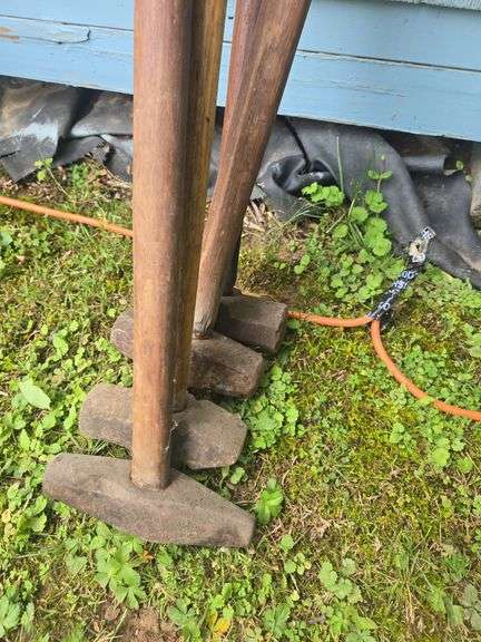 (4) Sledgehammers
