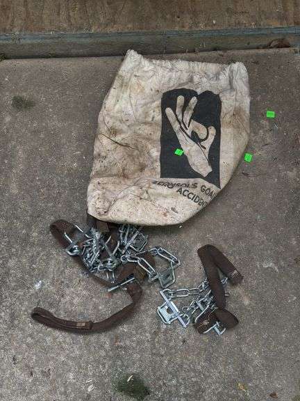 Tire Chains w/ Carrying Sack