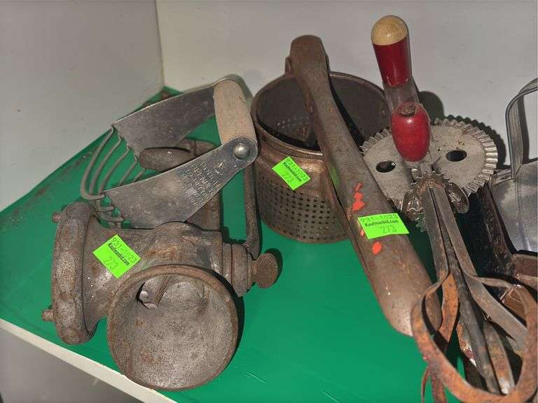 Vintage Kitchen Items