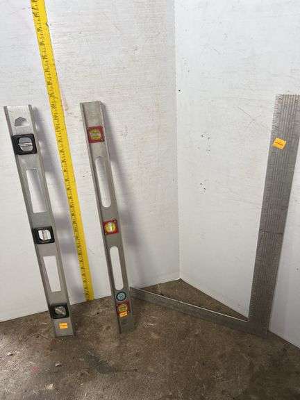 (2) Levels and Measuring Stick