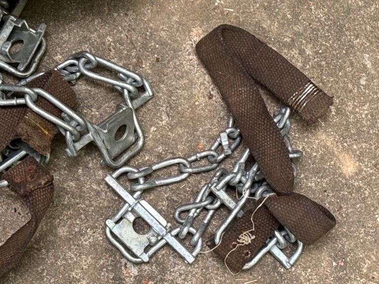 Tire Chains w/ Carrying Sack
