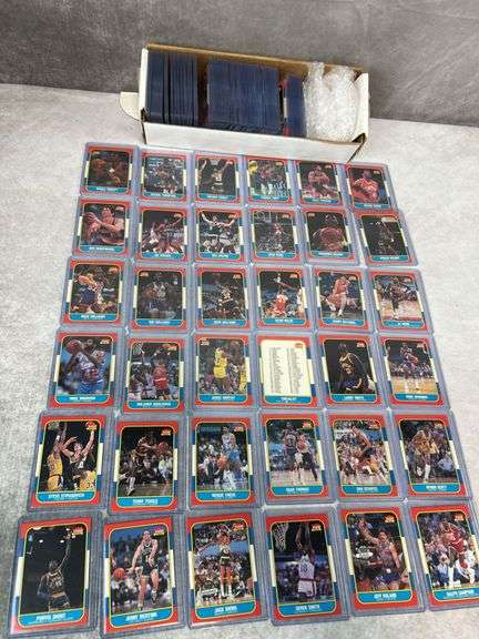 Partial 1986 Fleer Basketball Set - 121 Total Cards - Jordan is a reprint
