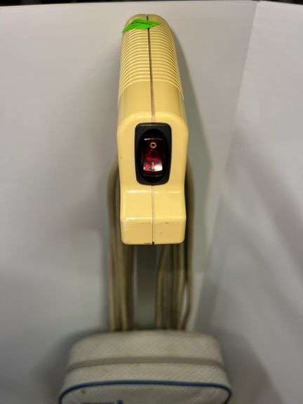 Vintage Oreck Celtic Hypo-Allergenic XL Vacuum