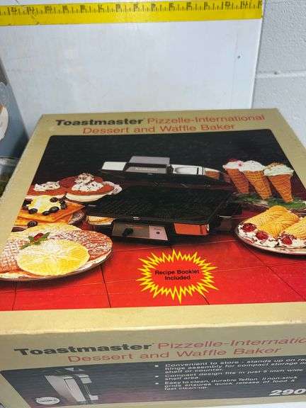 Toastmaster Waffle Maker, Kitchen Living Dehydrator