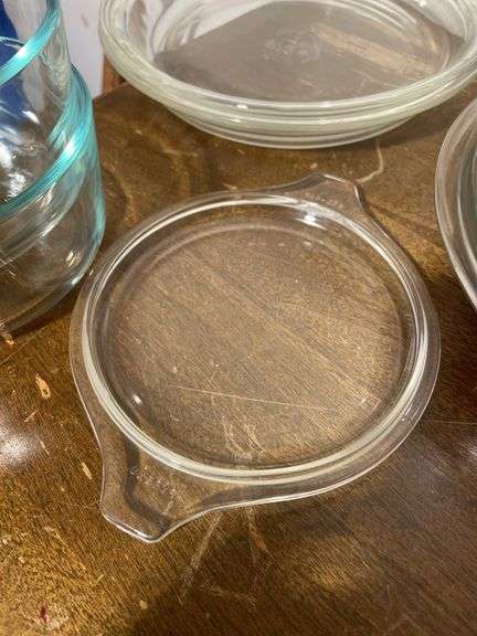 (2) corningware casserole dishes, Pyrex pie pans and food storage containers