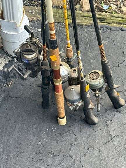 (7) Fishing Poles