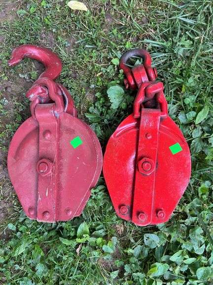 (2) Red Metal Pulleys