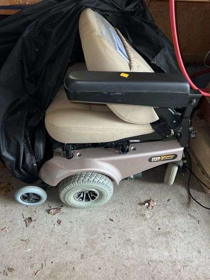 Jazzy 1113 ATS Scooter