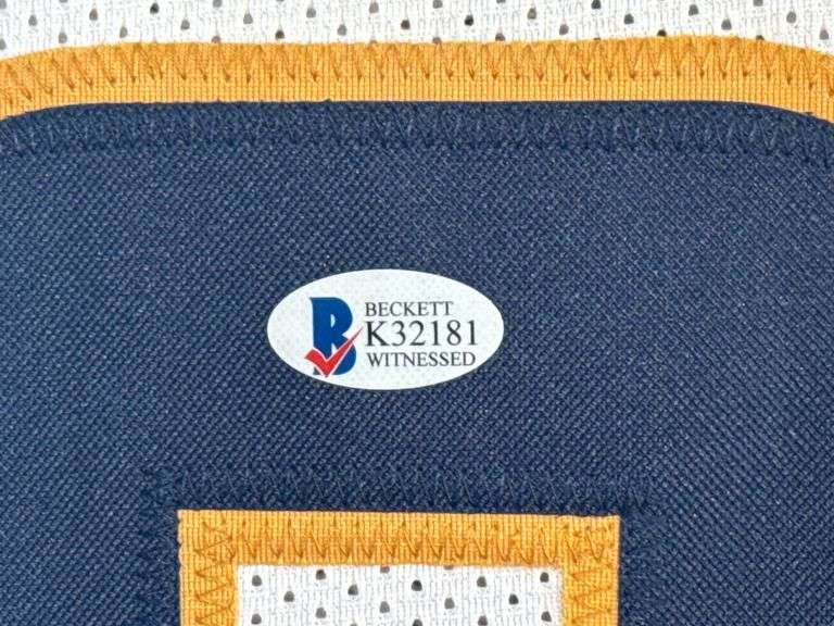 Autographed Todd Gurley Los Angeles/St. Louis Rams Jersey