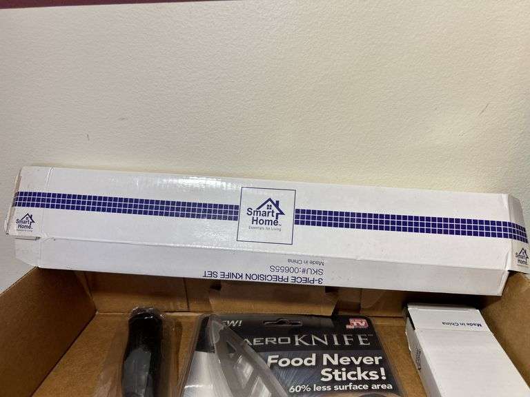 Precision crafted cutlery steak knives, roll’n cut screening tool, and other misc. knives