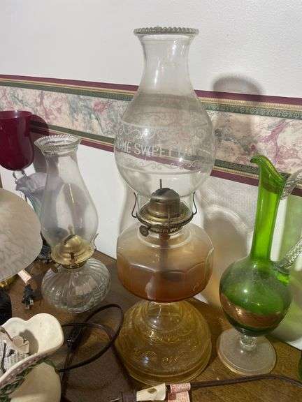 (4) lamps, decorative basket, pitchers and more