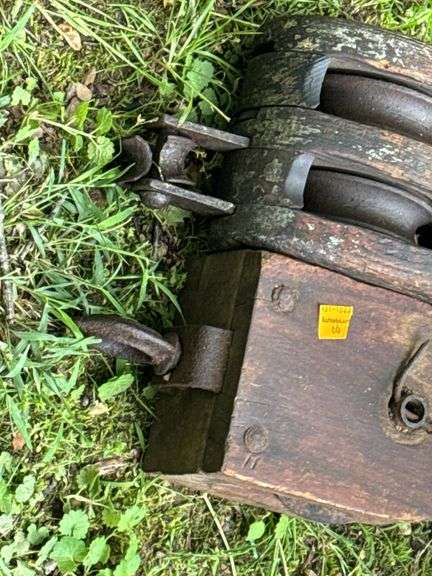 (2) Pulleys
