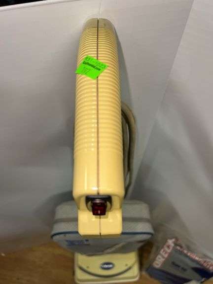 Vintage Oreck Celtic Hypo-Allergenic XL Vacuum